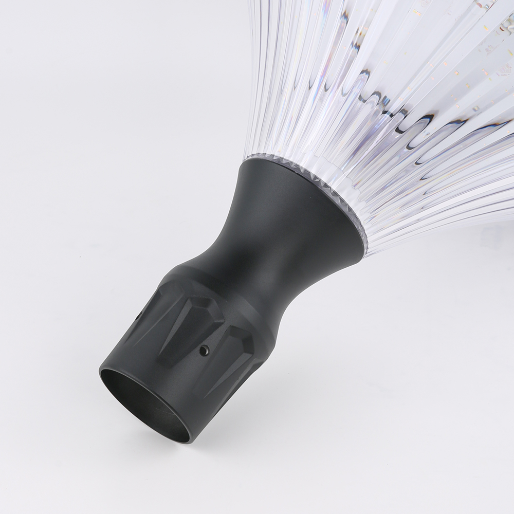 Close view of the GGD003 private-mould lamp body and optical housing
